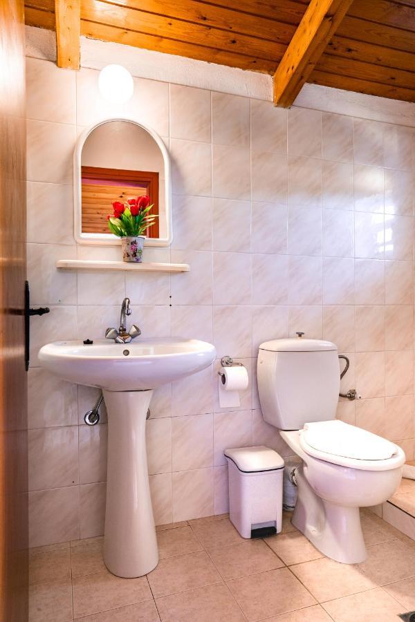 Antonis apartments Kalamákion Extérieur photo